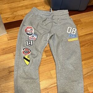 Gray  Jogger Pants with Patches gbos